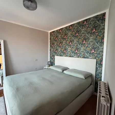 Appartamento Lovely Overlooking The